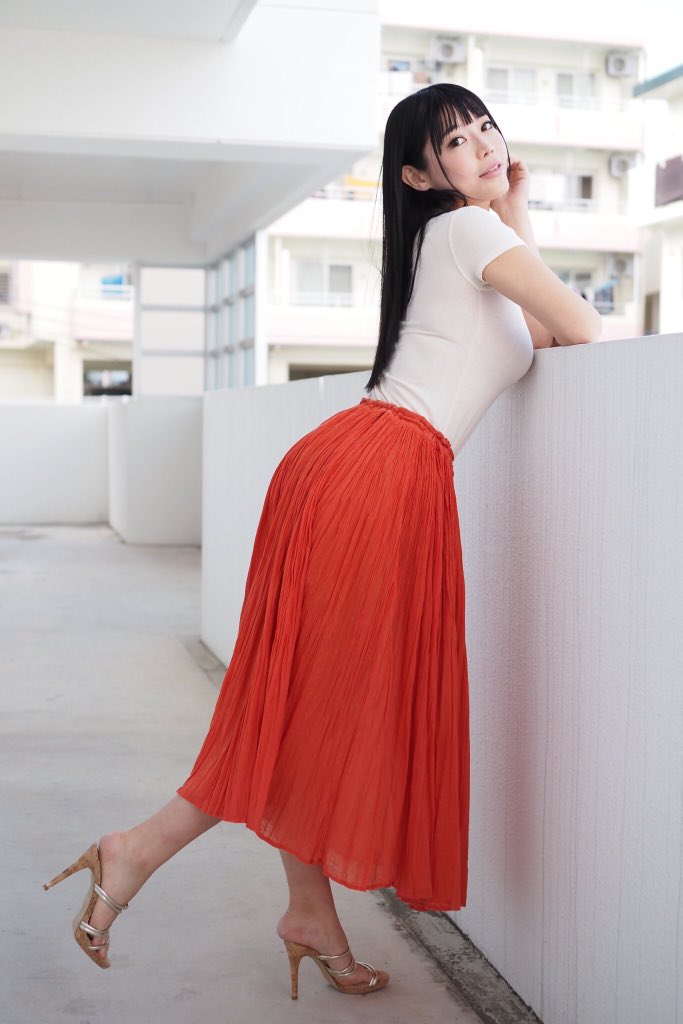 沖縄ロケ初日♪ #巨匠 #カメラマン #山岸伸 #沖縄 #ロケ #初日 #峰不二子 #リアル峰不二子 #撮影会 #グラビア #グラビアアイドル #グラドル自画撮り部 #インスタグラビア #カメラ #ポートレート #iカップ…