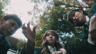 桜井玲香＆三戸なつめ＆岡崎紗絵、校舎裏でダウジング　掘り起こしてみると…「シノノメ色の週末」本編映像