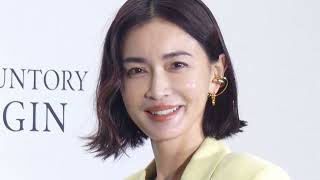 愛川ゆず季、第2子出産を報告＆生まれたばかりの息子を初公開「ずっと夢だった2人のママに」