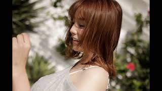 篠崎愛さんグラビア写真#9