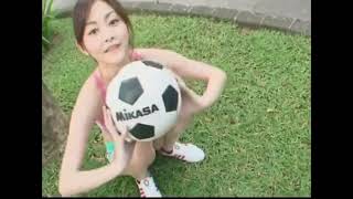 杉原杏璃~俏皮足球